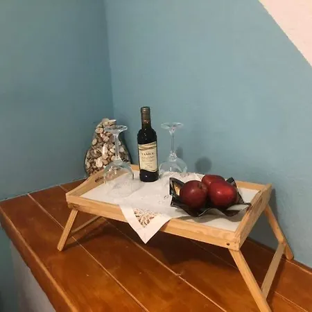 Islandtime Studio1 *